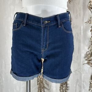 Old Navy Slim Midi Denim Shorts Size 8 Dark Rinse Cuffed Jean Casual‎ Classic